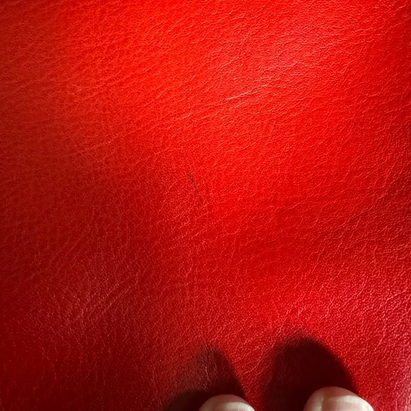 TAH Commuter Bag w/ detachable strap. Red Leather. - Picture 3 of 10